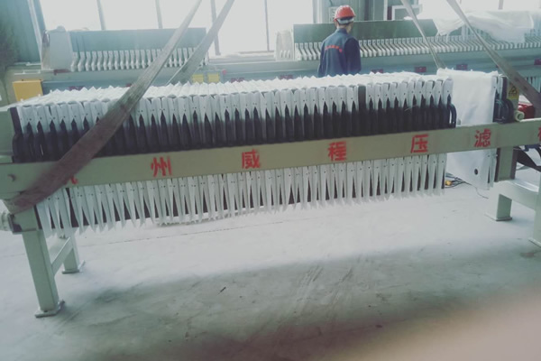 草莓视频看污片操作人员应严格按照说明书进行操作