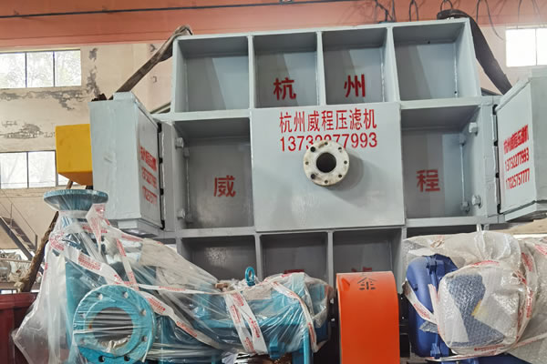 草莓视频APP官网下载价格多少合理？如何选购？
