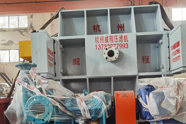 草莓视频APP官网下载价格是多少？哪家优惠？